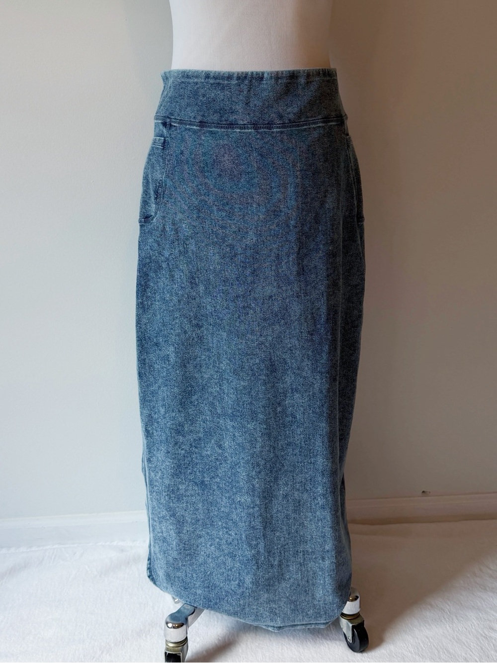 Snoga Acid Washed Blue Stretch Denim Long Column Jean Skirt size Medium Cottage - Picture 3 of 16